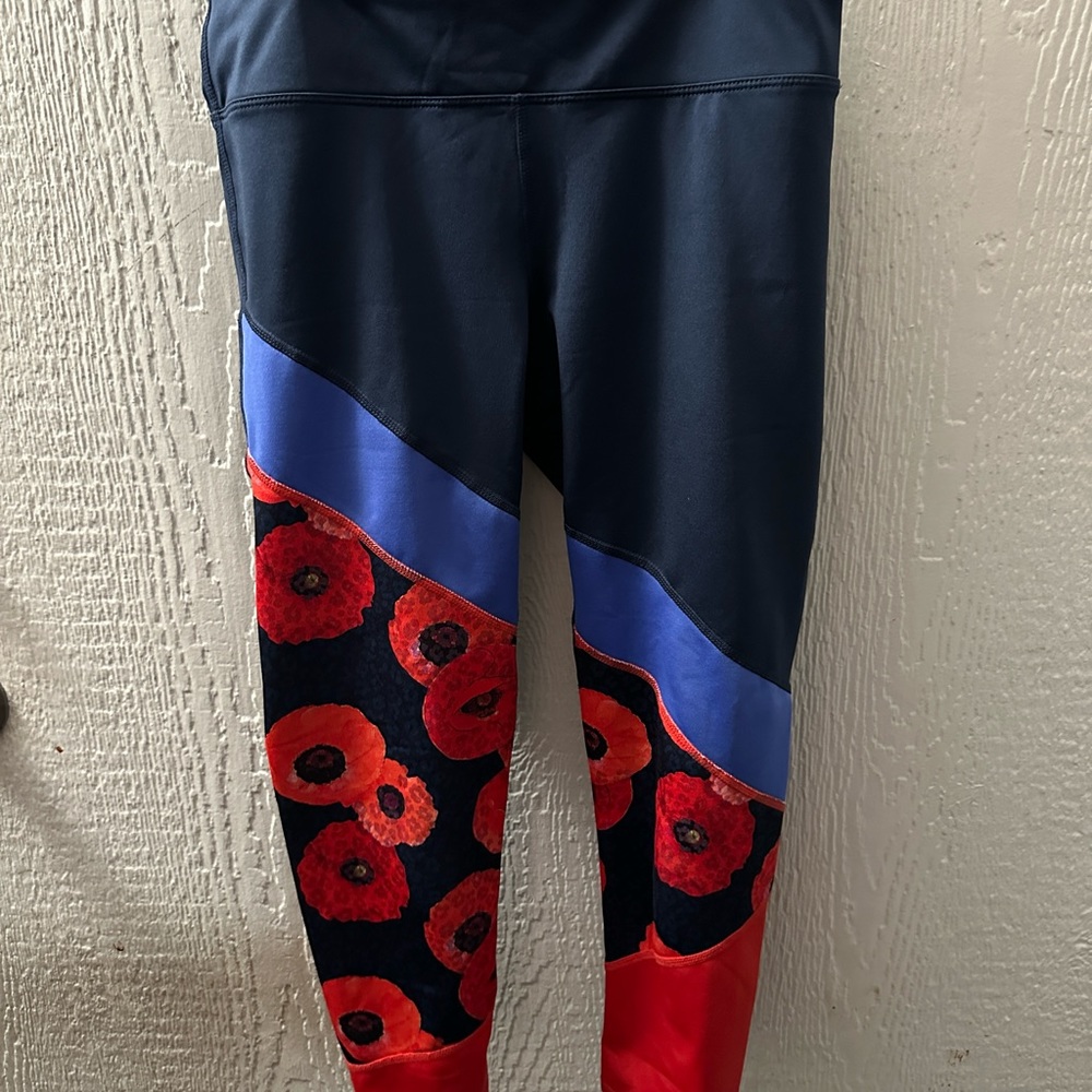 Joy Lab Poppy Floral Athletic Performance Leggings